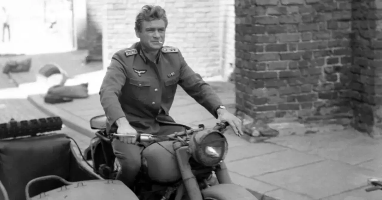 Stawka większa niż życie teatr - tajemnice kultowego serialu i jego wpływ