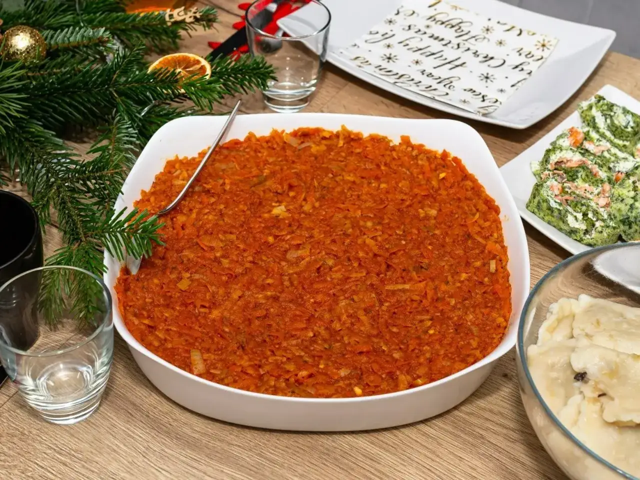 Ryba po grecku: Polski klasyk - przepis, sekrety i błędy