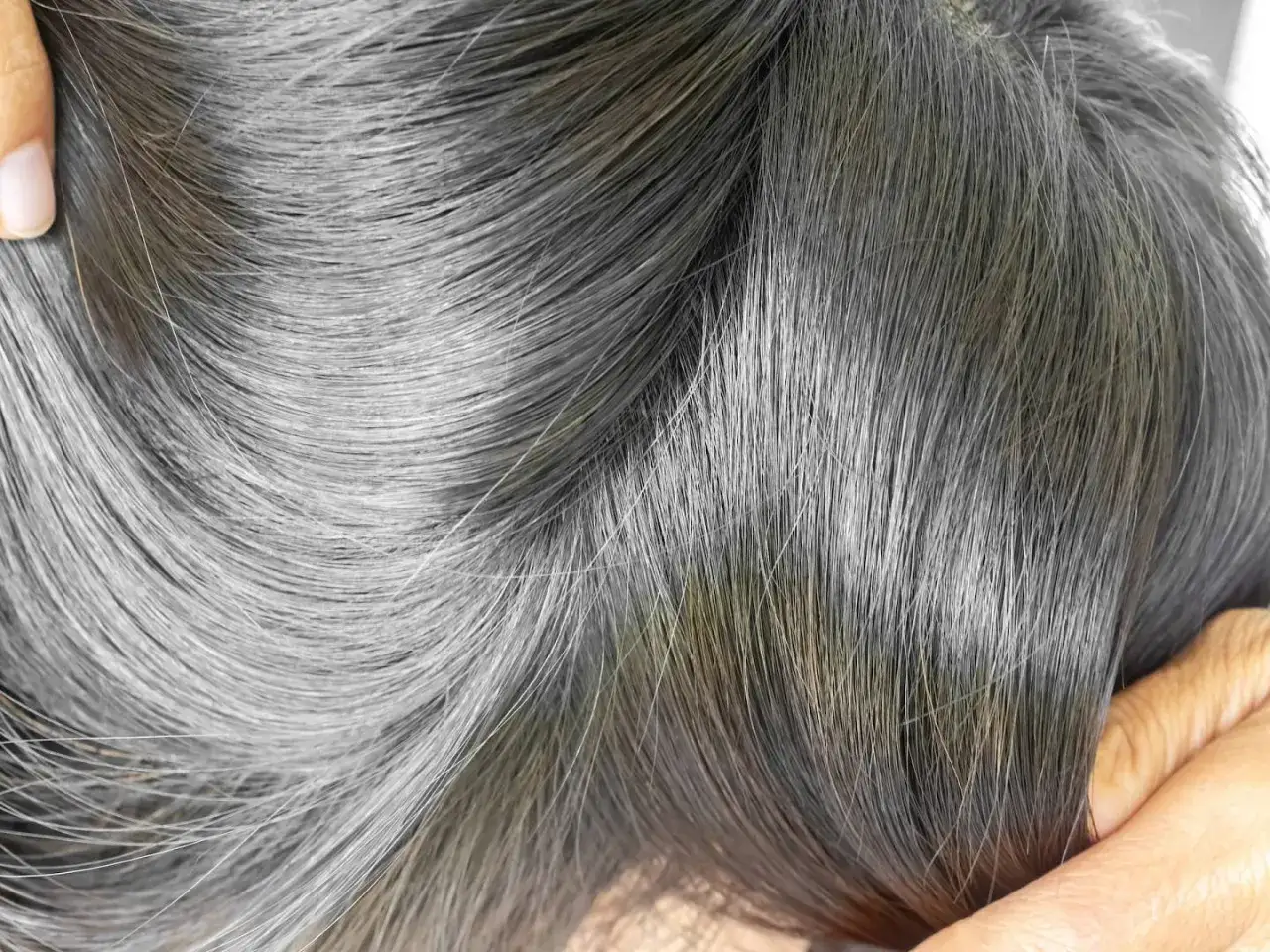 Siwienie włosów: Opóźnij i poznaj szanse na odwrócenie!