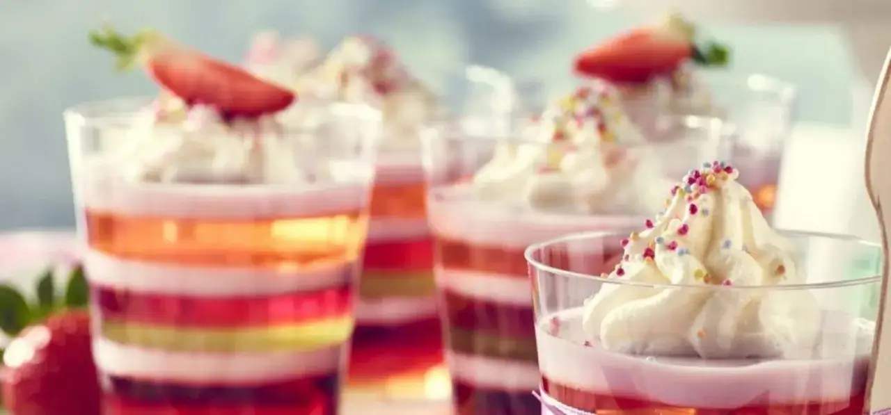 Galaretka warstwowa: Mój przepis na idealne, oddzielone warstwy!