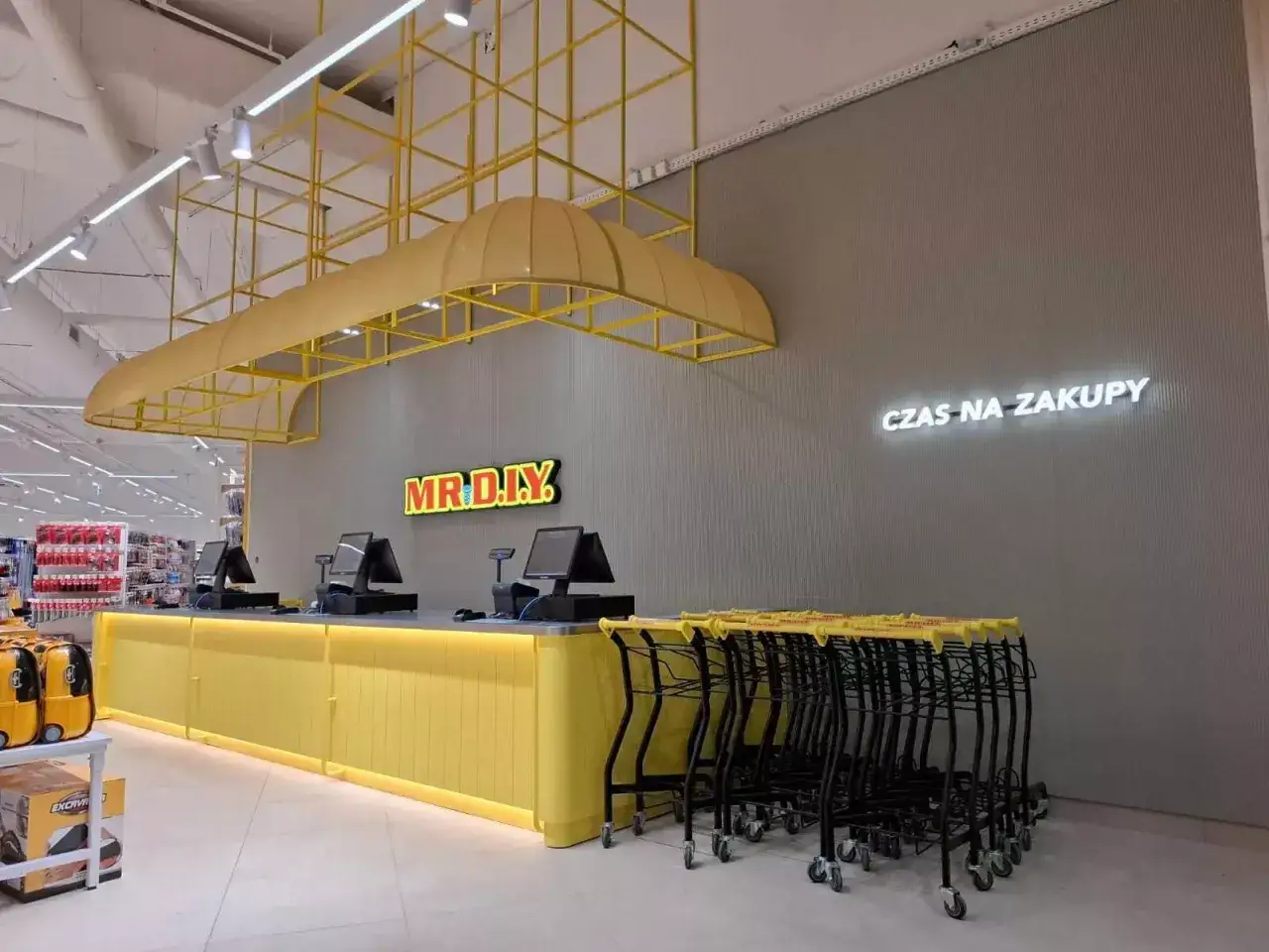 Sieci DIY w Polsce: Jak MR D.I.Y. zmienia rynek i co to oznacza