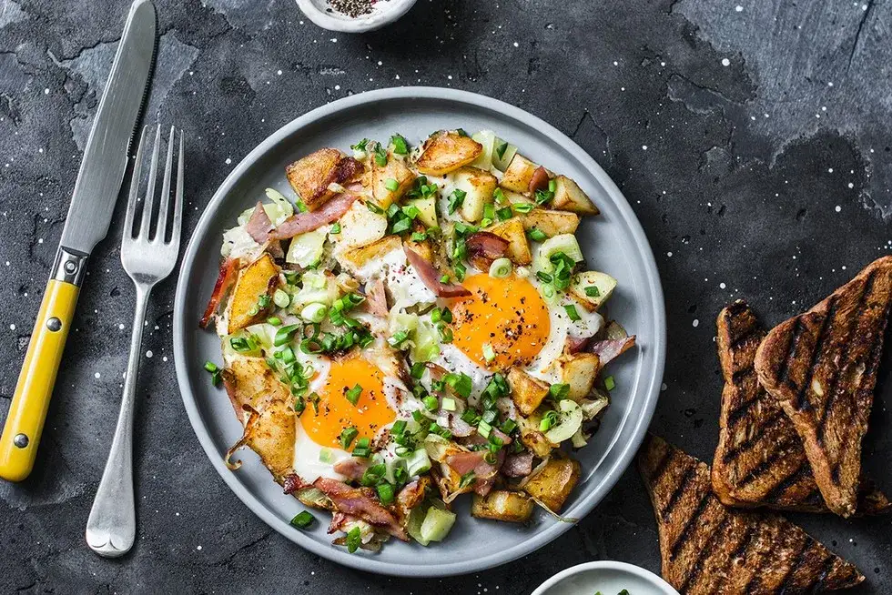 Jajka na obiad: 15+ szybkich i tanich pomysłów na każdy dzień!