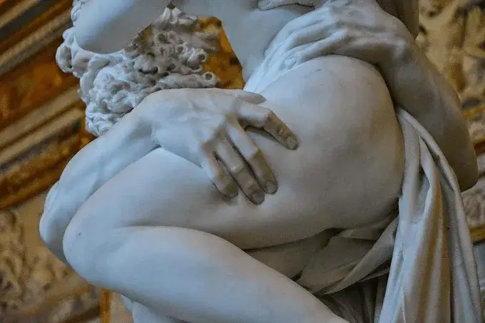 Rzeźby w marmurze: ich historia, techniki i współczesne zastosowanie