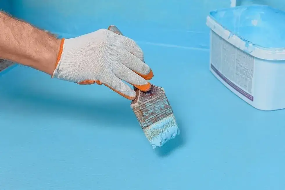 Malowanie folii w płynie: Praktyczny poradnik krok po kroku