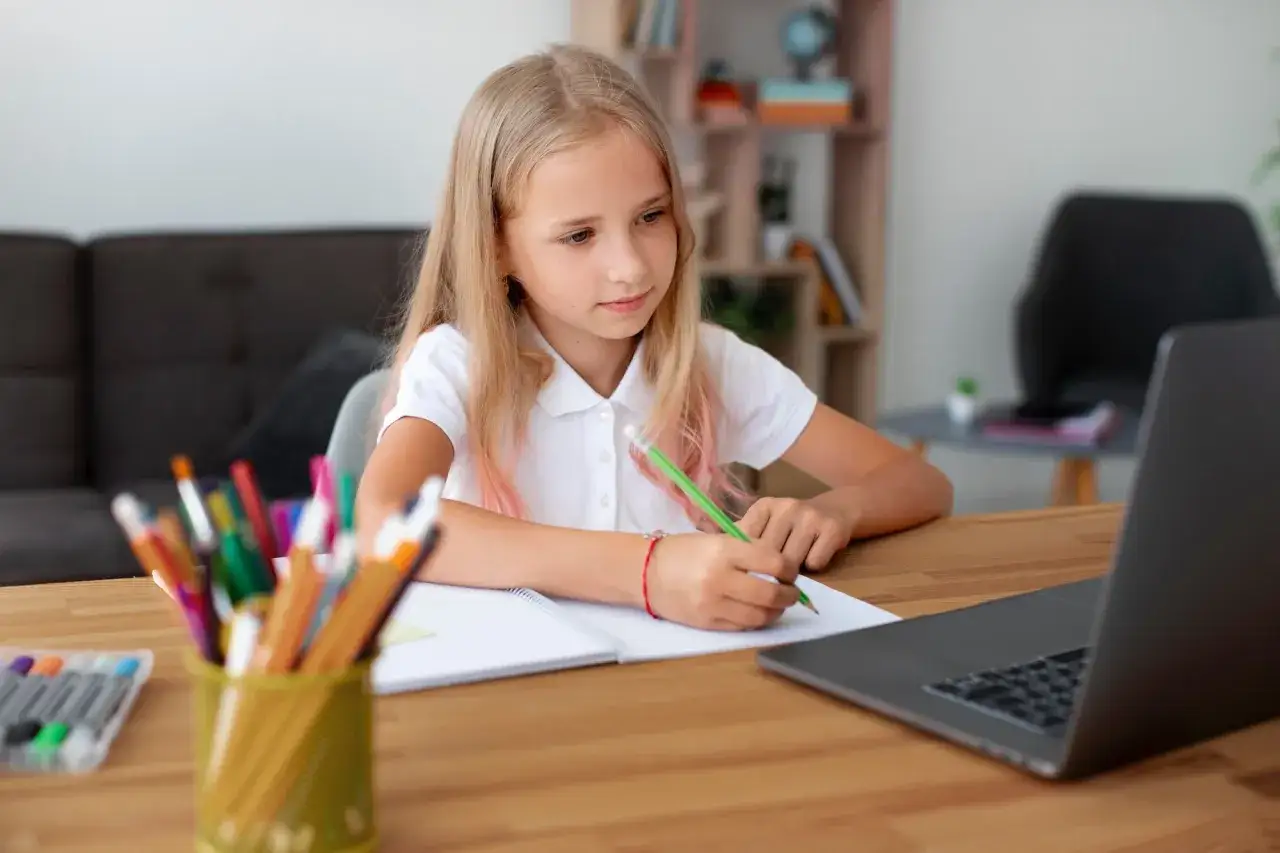 Jak przejść na nauczanie domowe? Kompletny poradnik krok po kroku