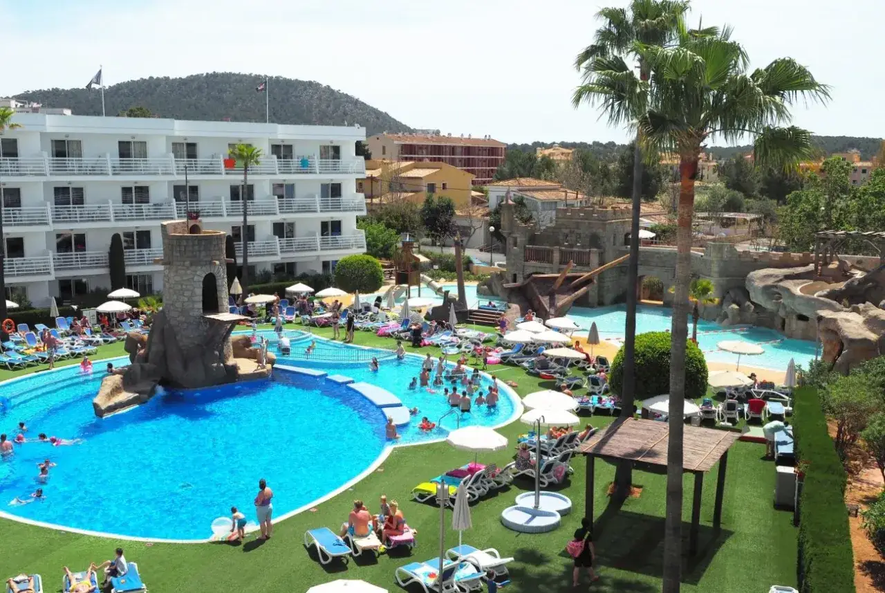 Najlepsze hotele na Majorce dla rodzin z dziećmi – uniknij rozczarowania