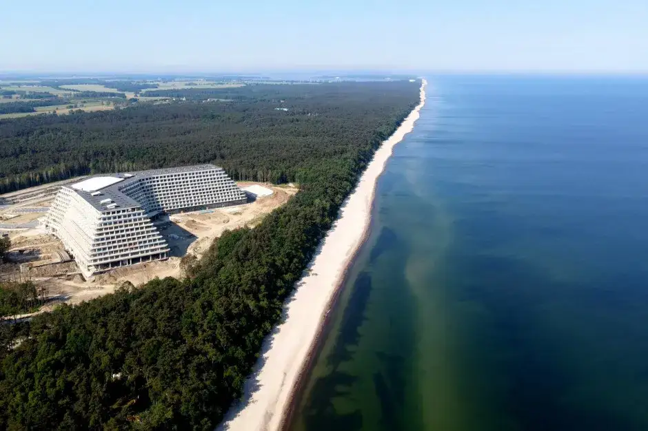 Kiedy będzie otwarty hotel Gołębiewski w Pobierowie? Sprawdź najnowsze informacje