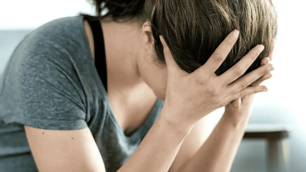 Niedobór magnezu objawy neurologiczne – nie bagatelizuj tych sygnałów