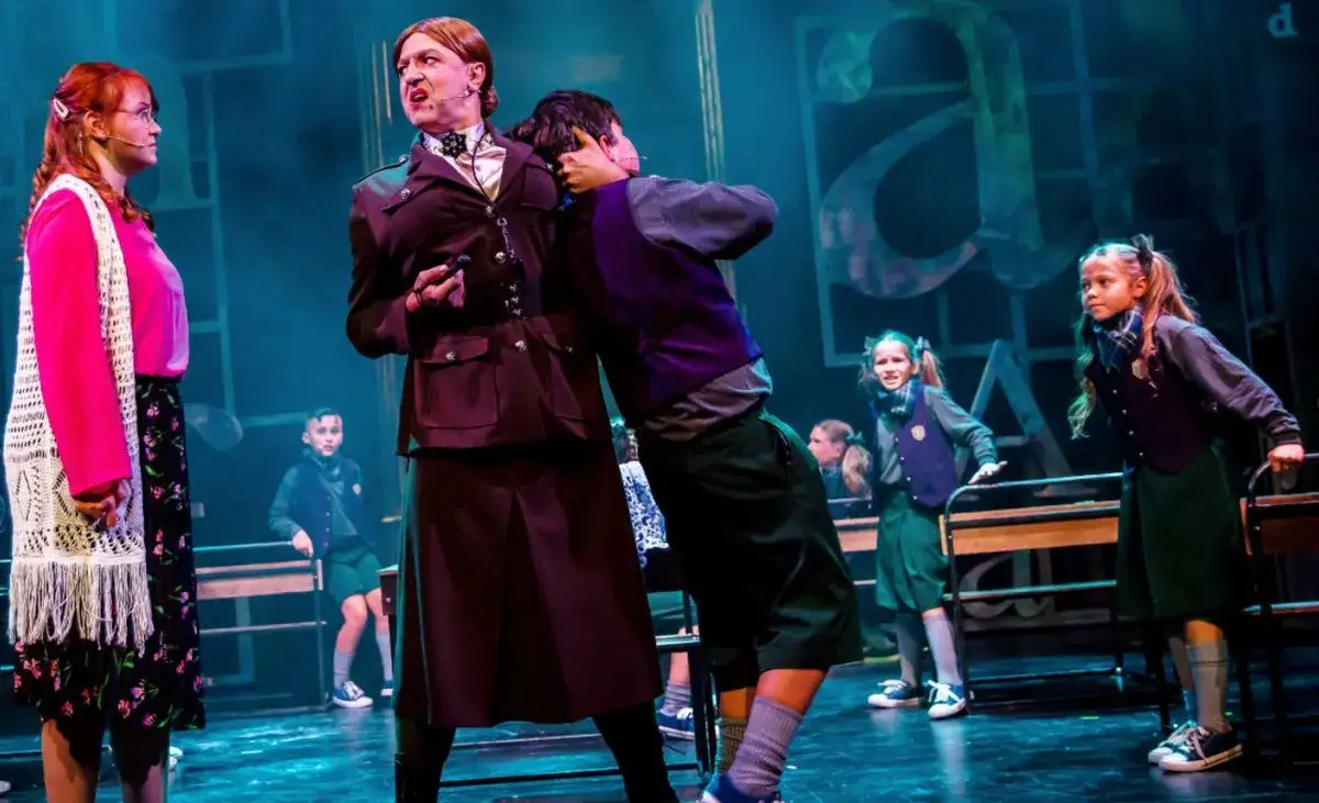 Teatr Syrena Matylda - emocjonujący musical, który zachwyca widzów