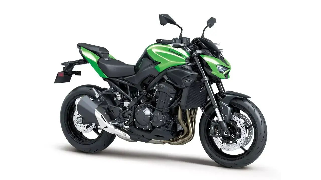 Zielony Kawasaki Z900, idealny do miasta i na trasy. Poznaj jego kawasaki z900 dane techniczne.