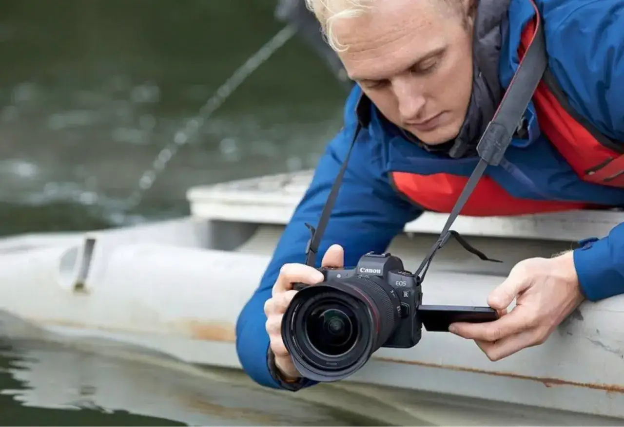 Najlepszy obiektyw uniwersalny Canon – jak wybrać idealny do każdej sytuacji?