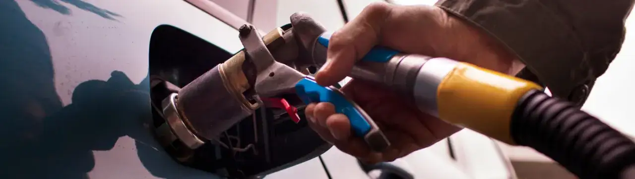 Czy diesel można przerobić na gaz? Sprawdź koszty i oszczędności