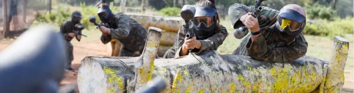 Jakie są gry terenowe? Odkryj różnorodność i korzyści z zabawy na świeżym powietrzu