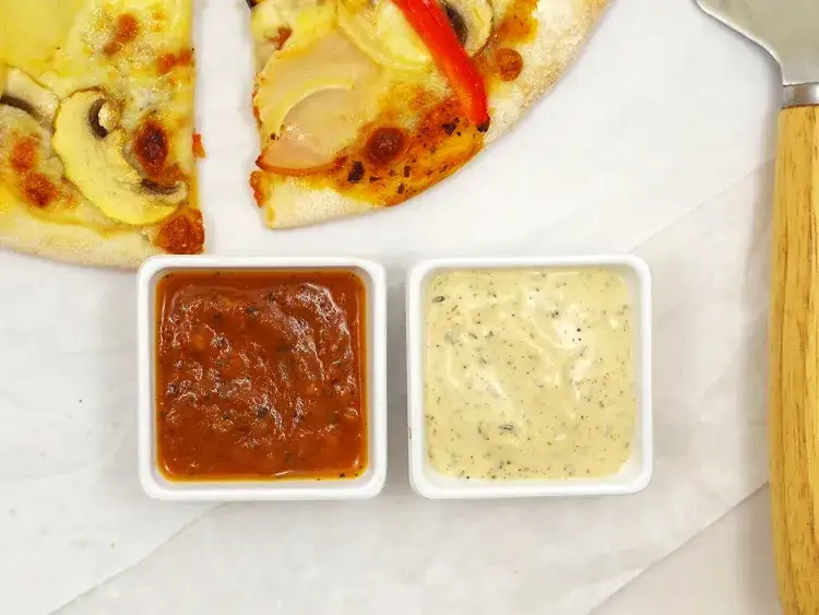 Jak zrobić sos do pizzy jak z pizzerii - prosty przepis na smak