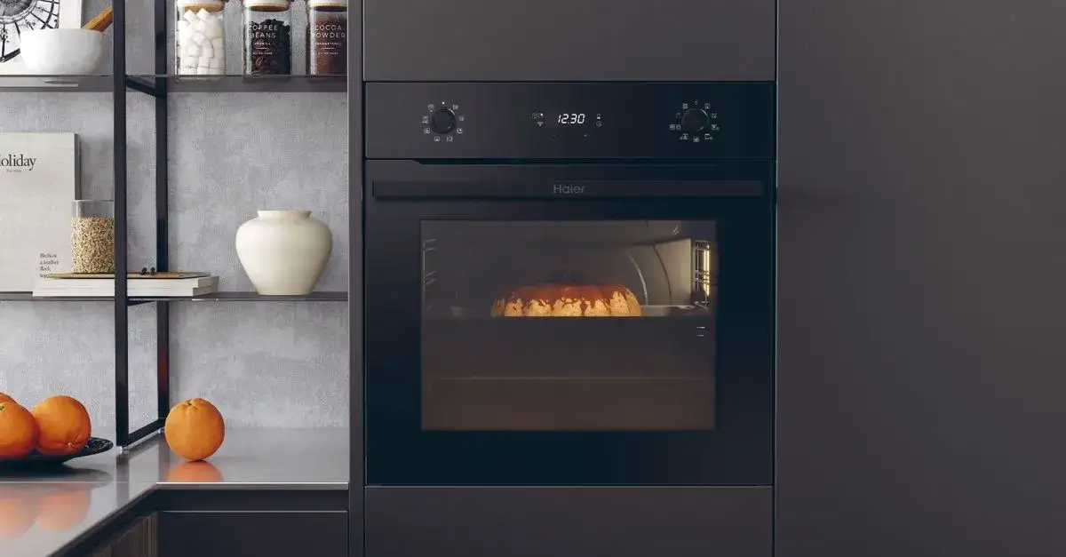 Ile pobiera piekarnik elektryczny? Oblicz zużycie prądu i koszty