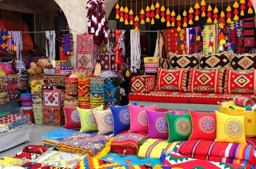 Co warto kupić w Katarze: unikalne pamiątki, które zachwycą