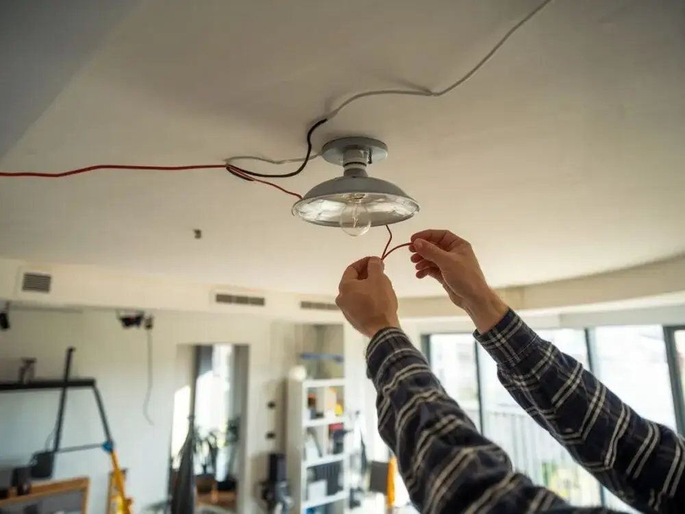 Kabel do lampy sufitowej: 3-żyłowy 1,5 mm² to bezpieczny wybór?