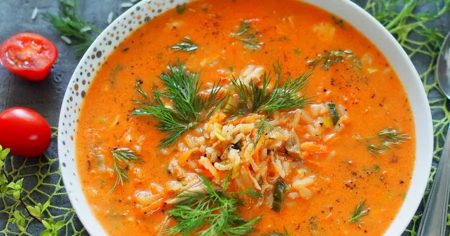 Ile ryżu na 4 litry zupy pomidorowej, aby uzyskać idealny smak?