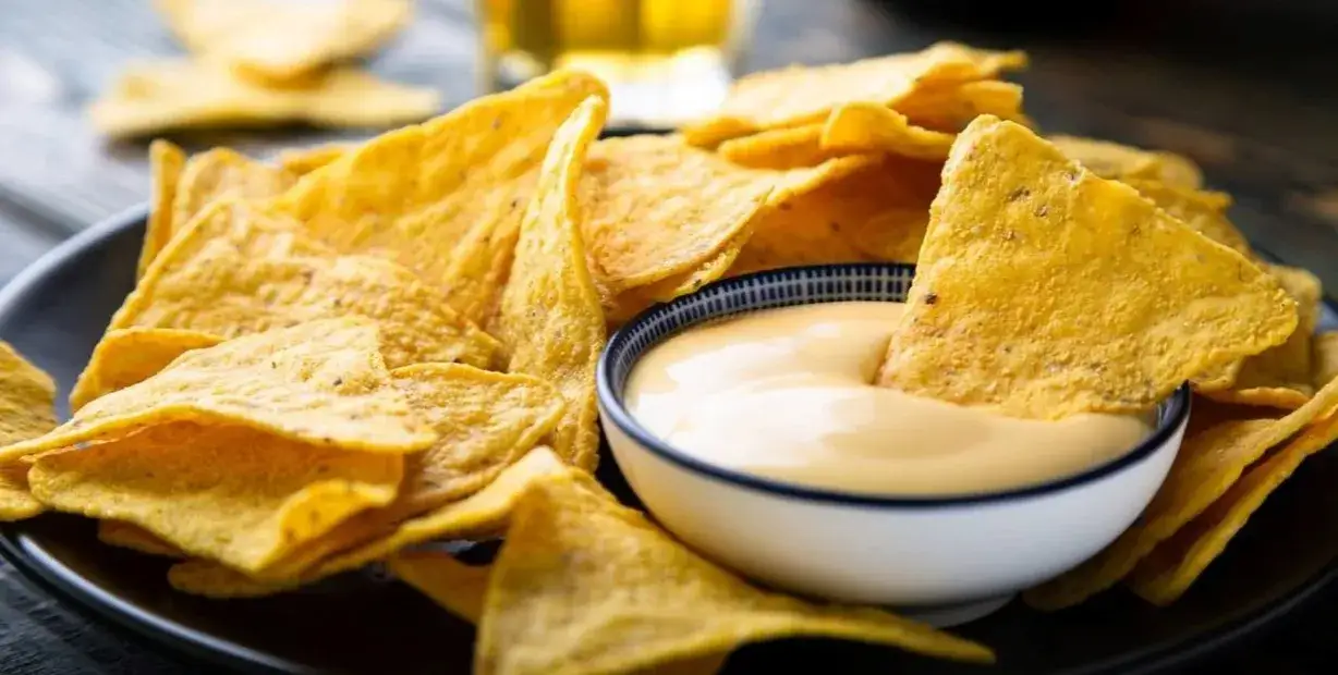 Nachos al horno perfectos: el secreto para un fundido irresistible