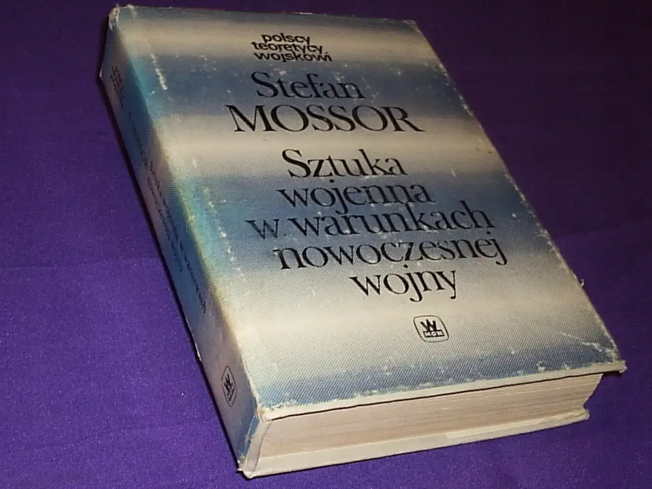 Sztuka wojenna w warunkach nowoczesnej wojny: kluczowe strategie i analizy
