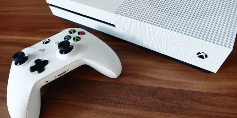 Xbox jaki wybrać: porównaj modele i znajdź idealną konsolę dla siebie