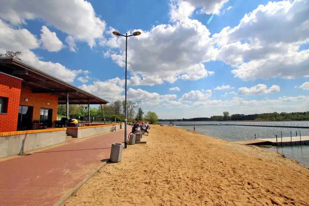 Najbliższe nad morze z Poznania: najlepsze miejsca na wypoczynek