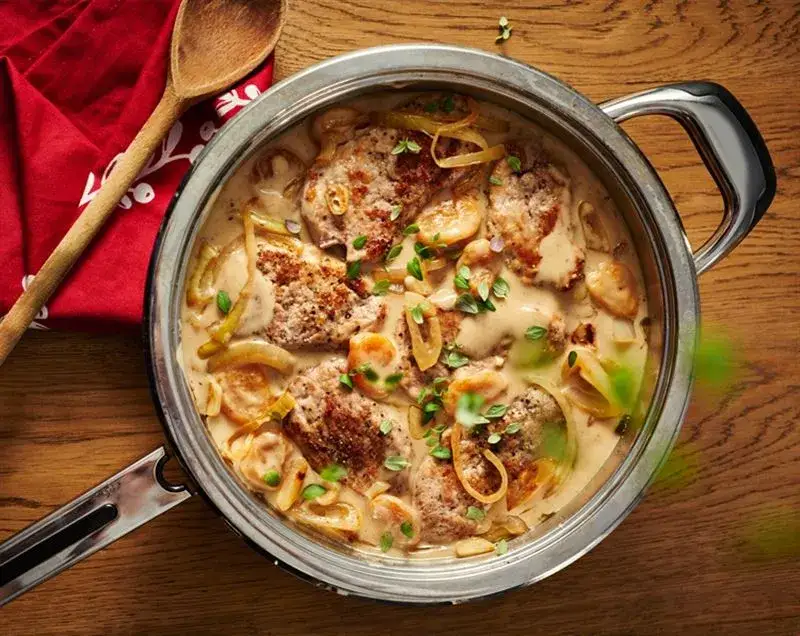 Co z polędwicy wieprzowej? Sprawdzone przepisy i pomysły na dania