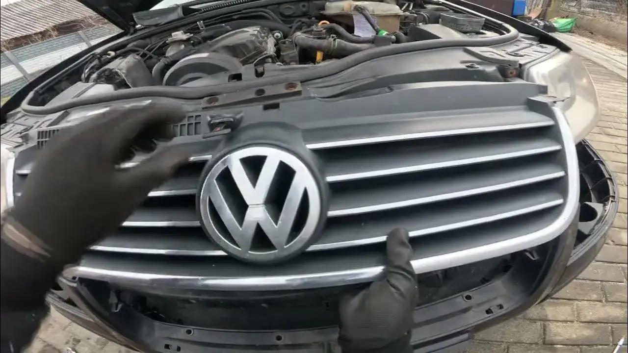 Ile wchodzi płynu do chłodnicy Passat B5? Sprawdź, by uniknąć problemów