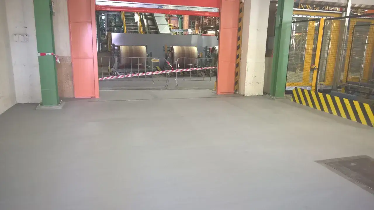 Jaka posadzka do warsztatu - uniknij kosztownych błędów w wyborze