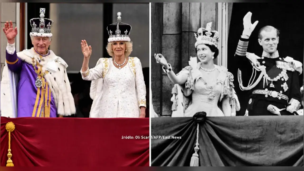 Król Karol III i królowa Camilla w koronach, obok czarno-białe zdjęcie królowej Elżbiety II i księcia Filipa.