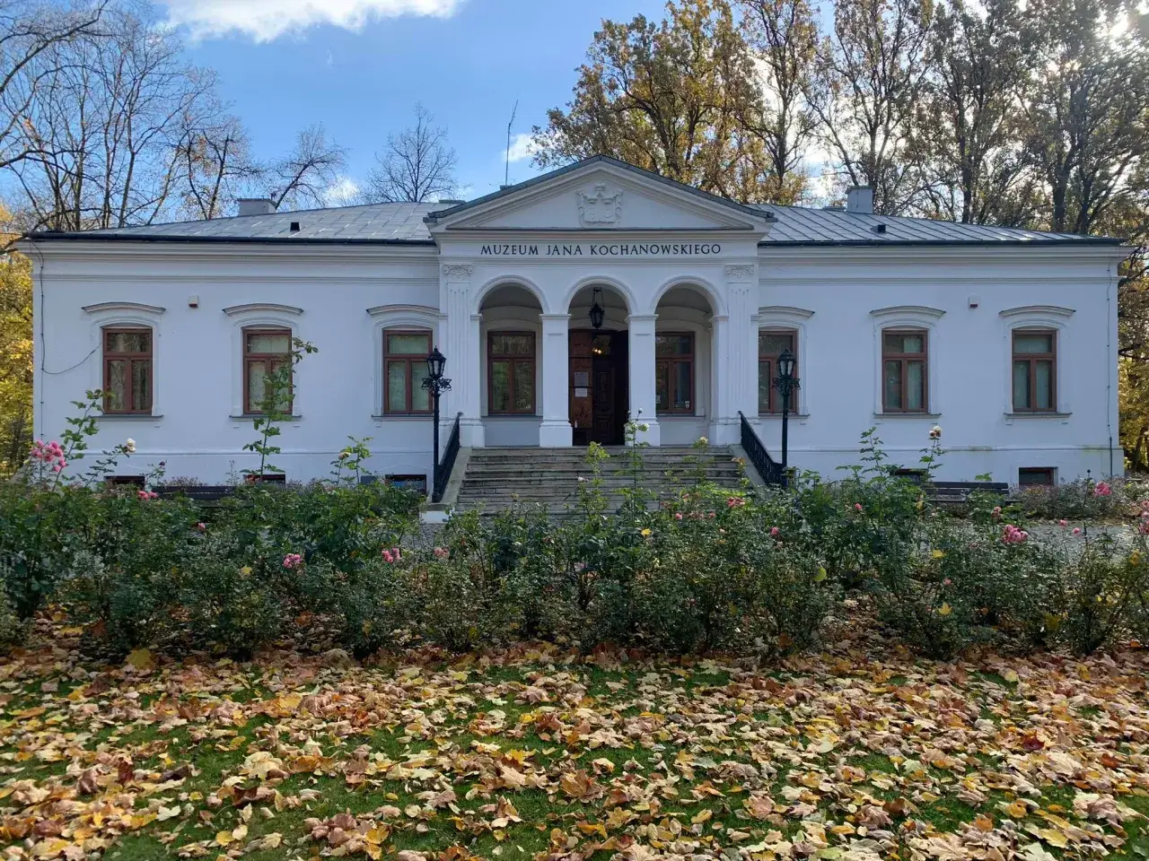 Czarnolas atrakcje: odkryj najciekawsze miejsca i wydarzenia kulturalne