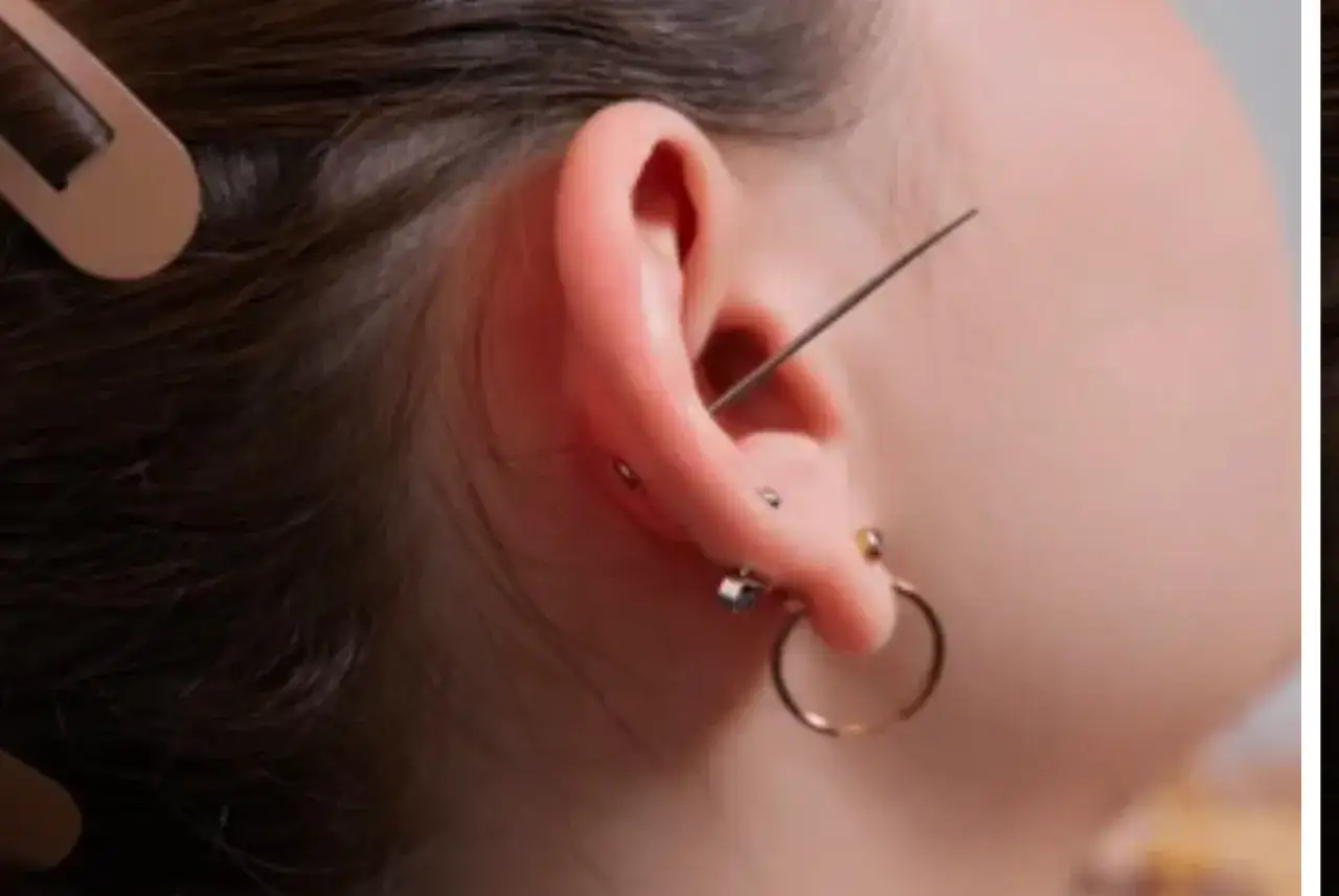 Jaki kolczyk do concha? Wybierz idealny na start i po wygojeniu