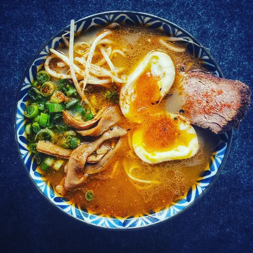 Jak zrobić pyszny ramen w domu – prosty przepis z dostępnych składników