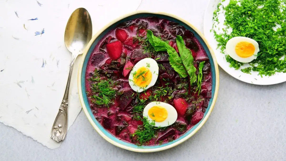 Jak zrobić zupę z botwiny - prosta receptura, która zachwyci smakiem