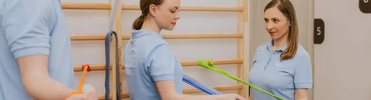 Ile lat trwają studia z fizjoterapii? Odkryj szczegóły programu