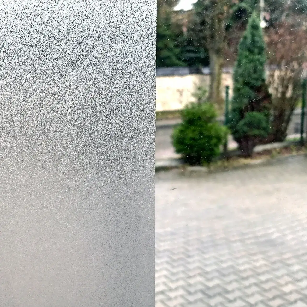 Folia elektrostatyczna do druku - jak wykorzystać jej zalety w praktyce