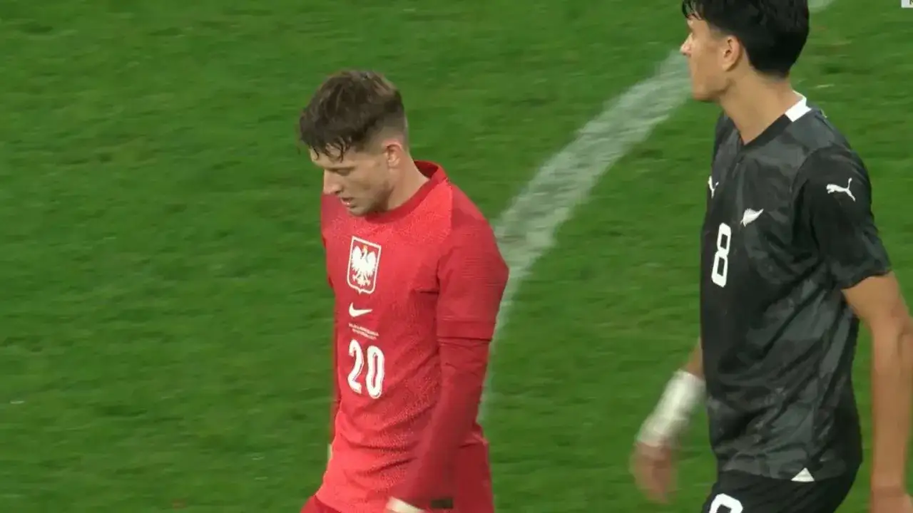 45 minut to za mało? Ile trwa połowa meczu i co ją wydłuża?