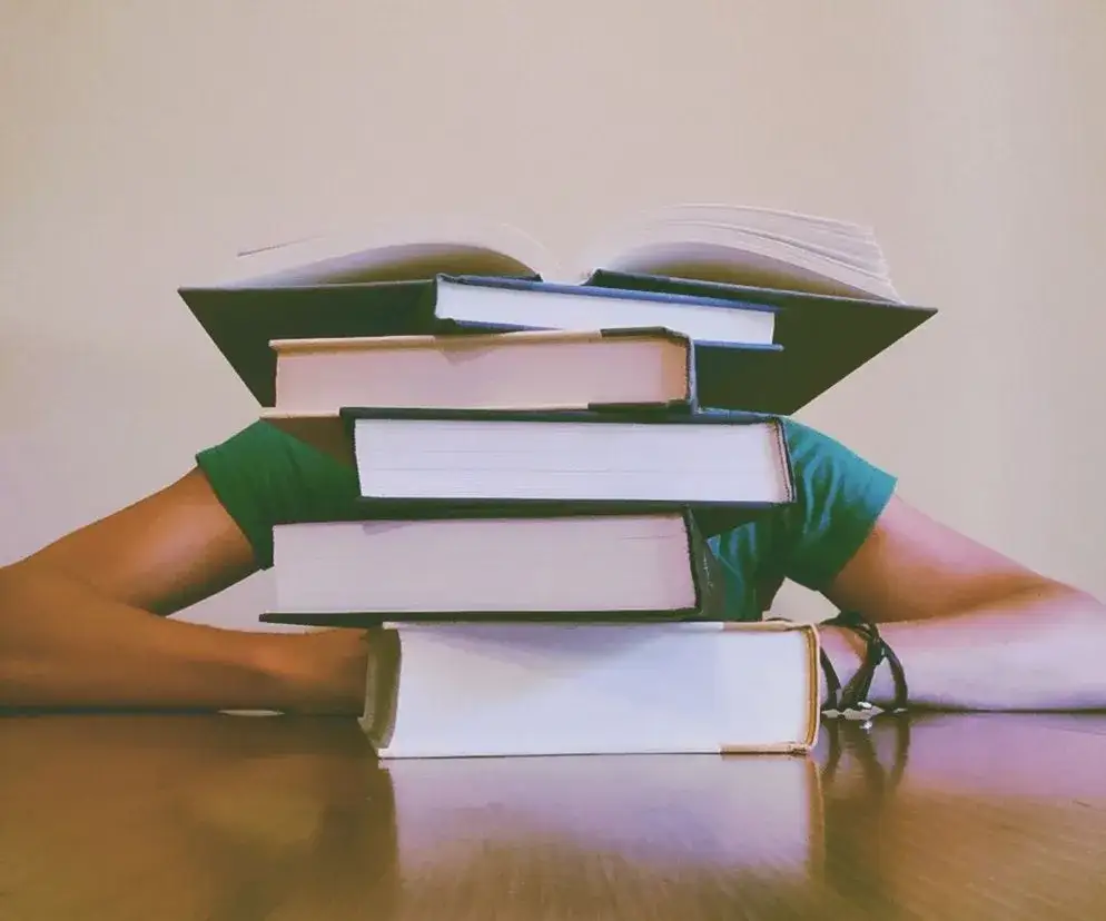 Ile razy można poprawiać egzamin zawodowy? Zasady i ważne informacje