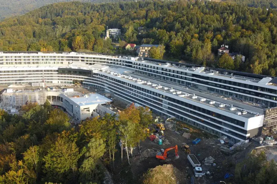 Moxy Szczyrk: Kiedy otwarcie? Poznaj datę i atrakcje hotelu