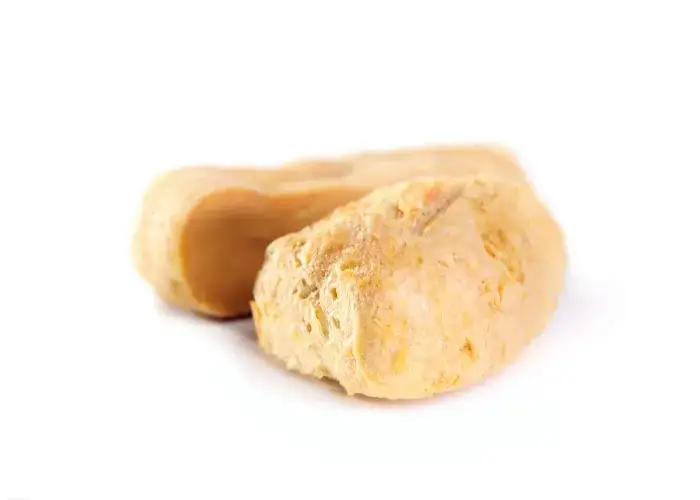 Ser himalajski dla szczeniaka: Od kiedy i jak bezpiecznie podawać?