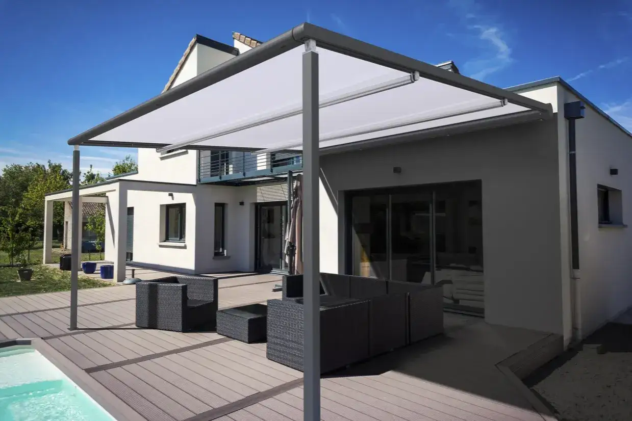 Jak zdjąć obudowę rolety zewnętrznej? Bezpieczny poradnik krok po kroku