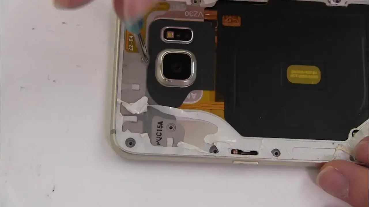 S6 Edge: Bateria 2600 mAh diagnoza, wymiana i nowe życie?