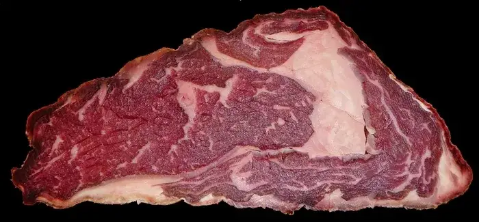 Wołowina Hereford: Dlaczego to mięso jest tak wyjątkowe i smaczne?