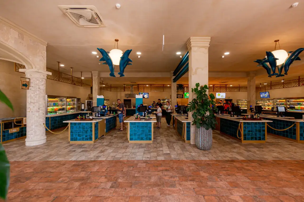 Energylandia: Gdzie i co zjeść? Ceny, restauracje, porady dla rodzin