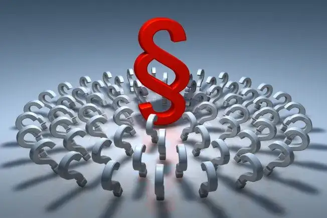 Jak wygląda ścieżka awansu zawodowego nauczyciela w polskim systemie oświaty? Poznaj kluczowe wymagania i zmiany.