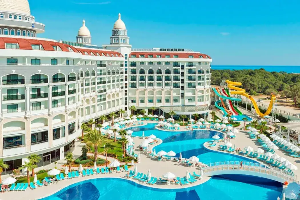 Jaki hotel w Side? Odkryj luksusowe opcje, które Cię zachwycą