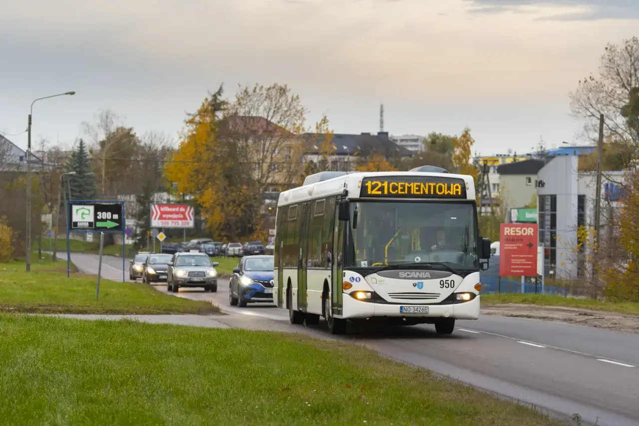 Autobus do Fine Altech (LG) Mława: Gdzie go znaleźć? Sprawdź!