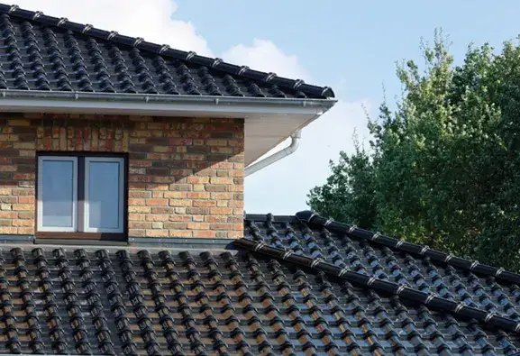 Dachówka ceramiczna matowa czy z połyskiem - Kluczowe różnice