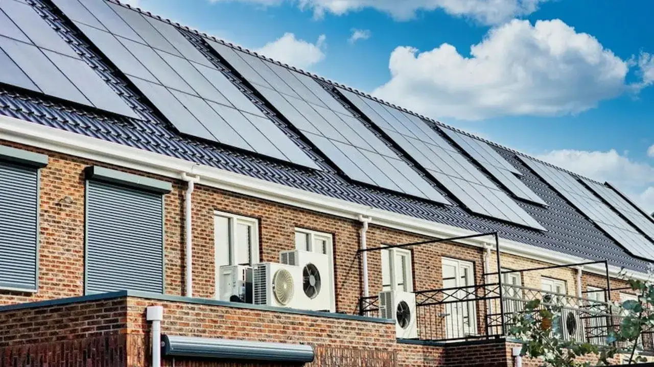Jak dobrać fotowoltaikę do pompy ciepła, by obniżyć rachunki i zwiększyć efektywność?