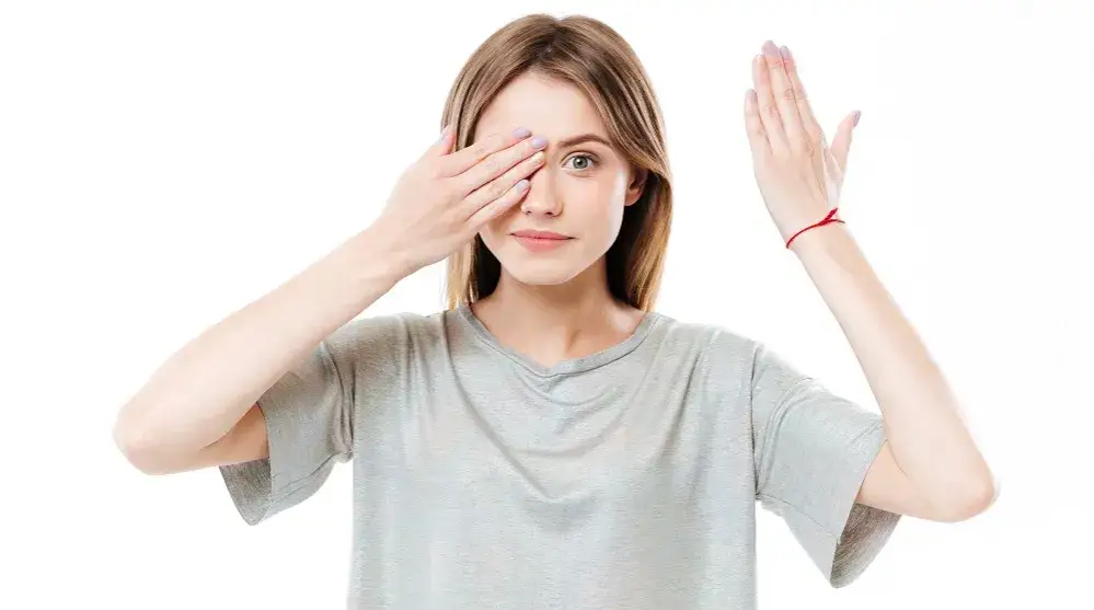 Jak ćwiczyć wzrok po udarze - skuteczne metody rehabilitacji oczu